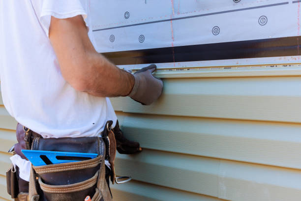 Trusted Emergency Siding Repair service in Inwood, FL - Creative Siding
